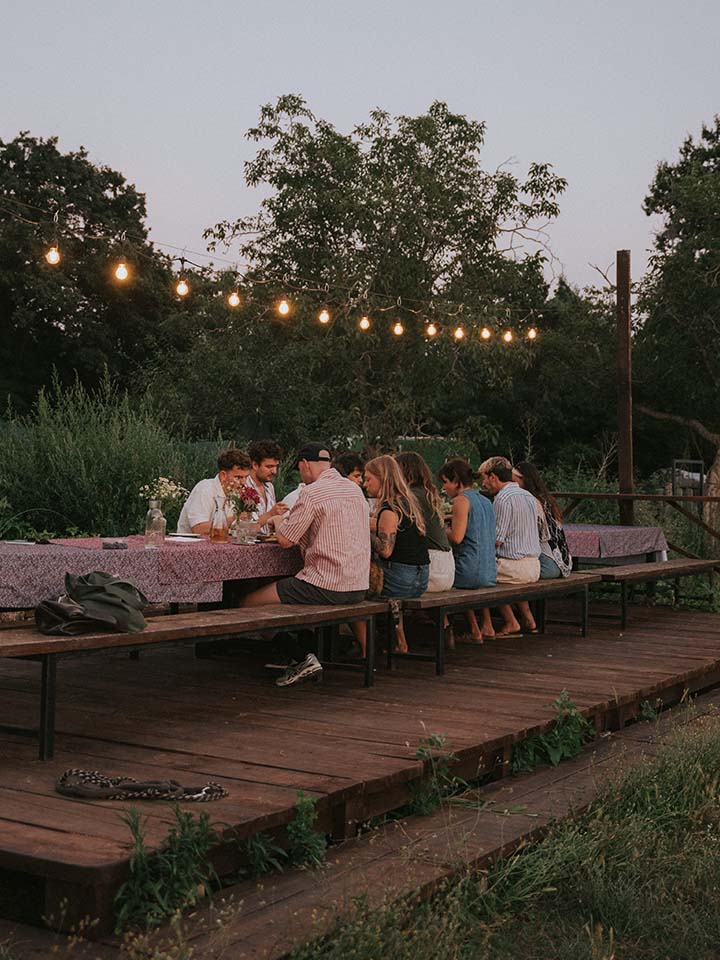 Marenda long tables